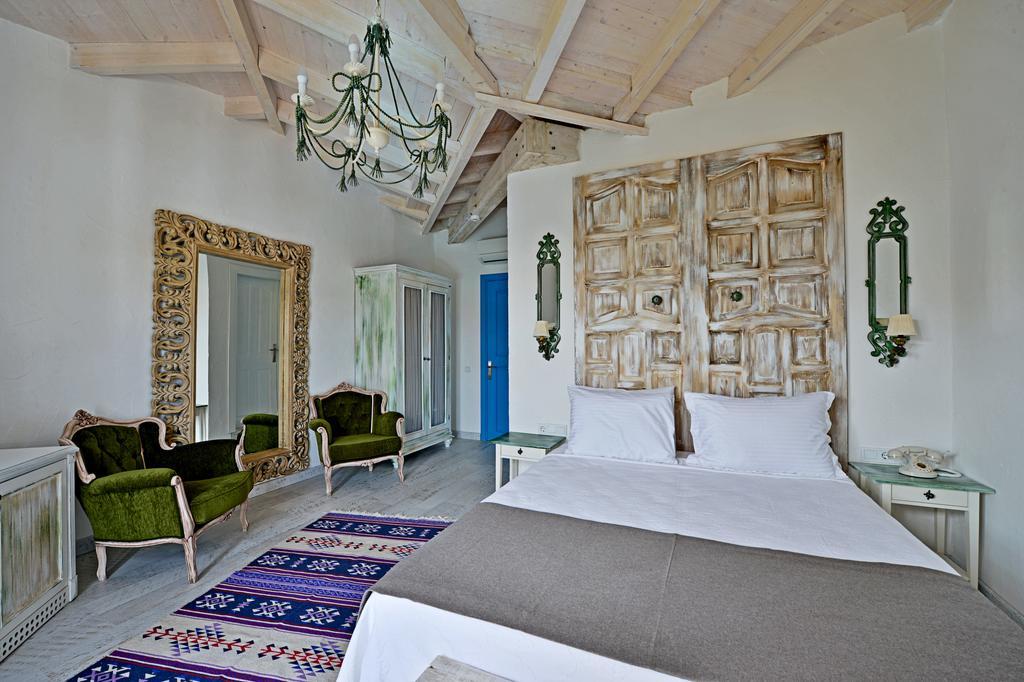 Bay C Hotel Alacati Exterior photo