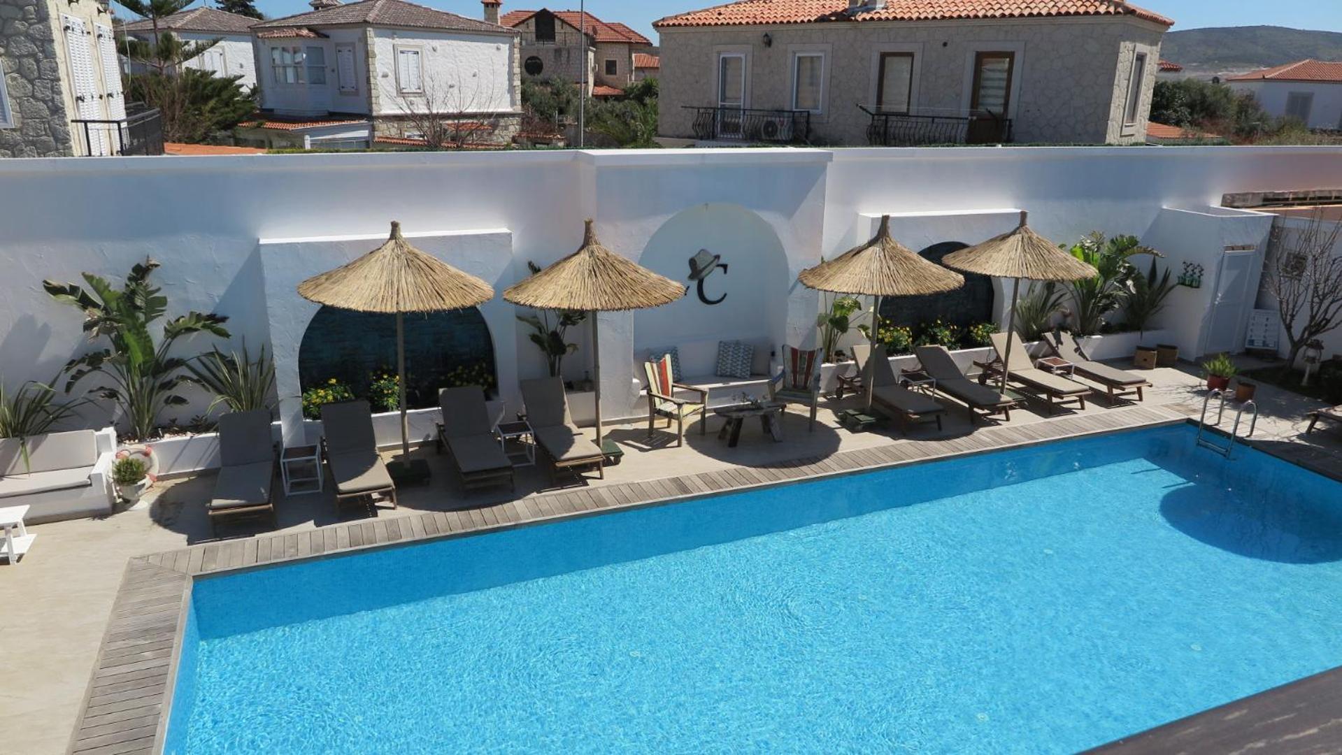 Bay C Hotel Alacati Exterior photo