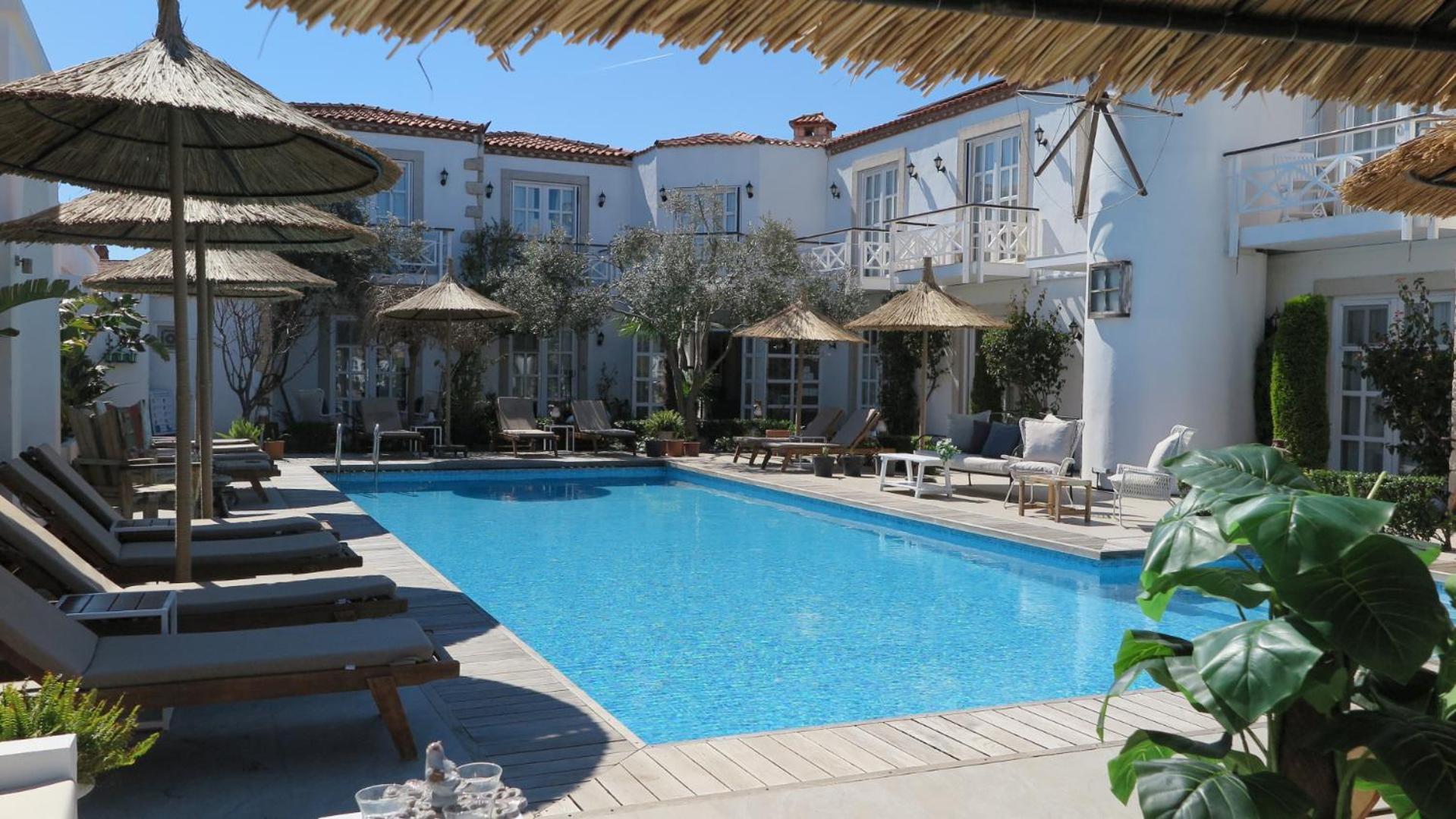 Bay C Hotel Alacati Exterior photo